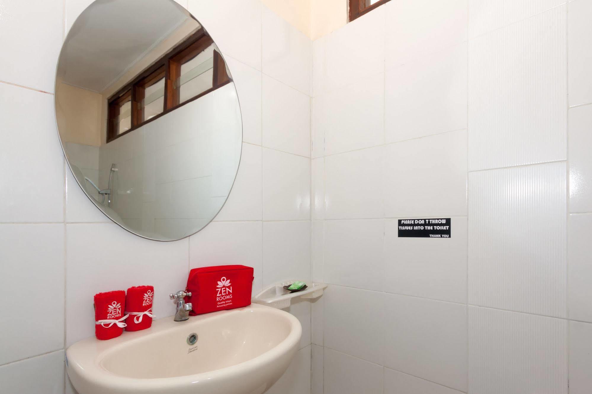 Zen Rooms Sanur Blanjong Sekawaru Eksteriør bilde