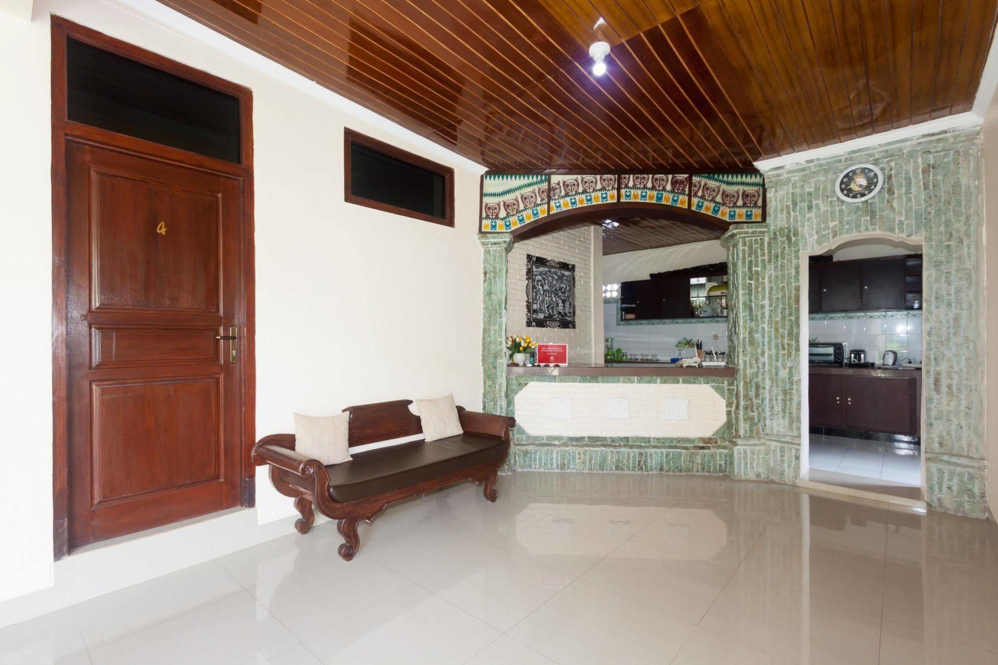 Zen Rooms Sanur Blanjong Sekawaru Eksteriør bilde